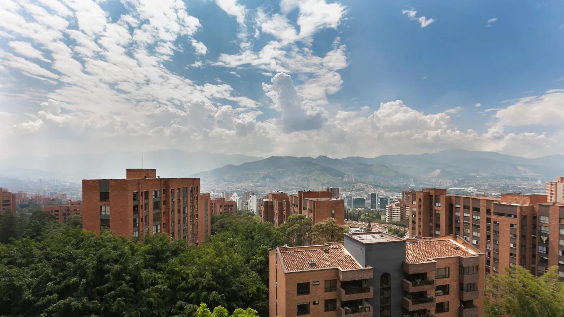 Apartment Moderna Y Comoda Suite Gym Y Pool El Poblado 1002 Medellin