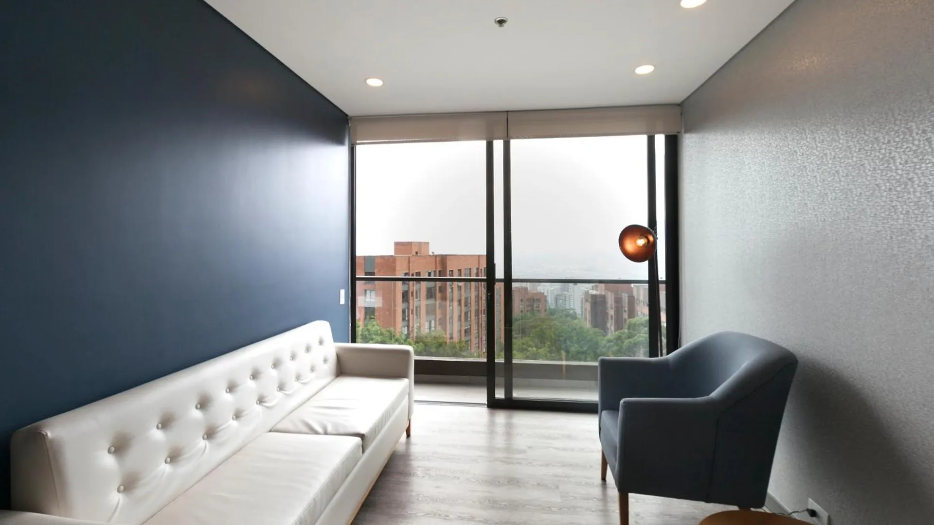 Moderna Y Comoda Suite Gym Y Pool El Poblado 1002 Medellin 0*,  Colombia